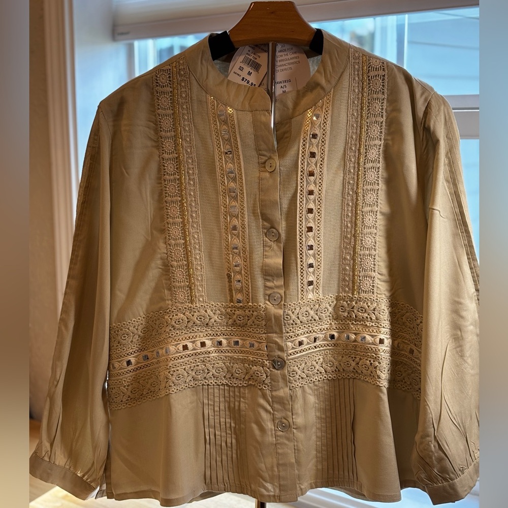 NWT Parsley‎ & Sage Holiday Embellished Top Sand Beige Boho Button Front Medium